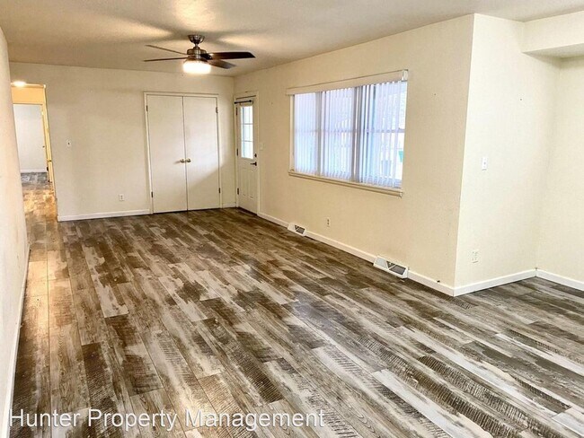 Foto del edificio - 4 br, 2 bath House - 2400 S Nettleton Ave