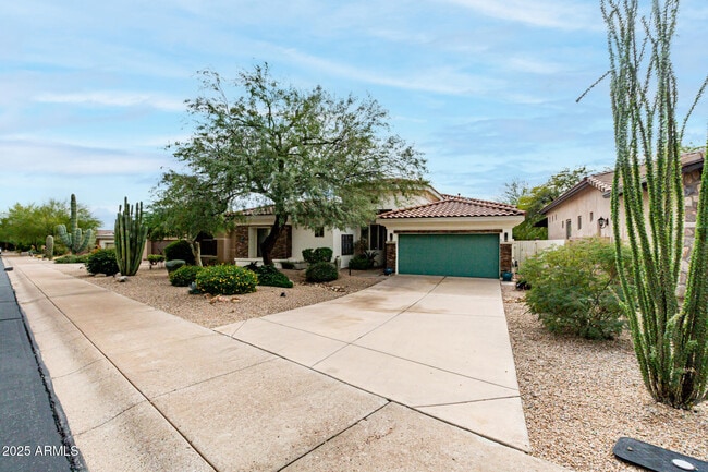 Building Photo - 15211 E Staghorn Dr