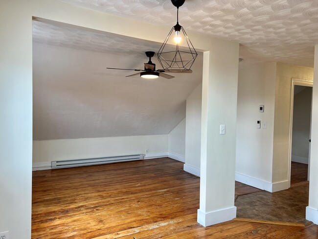 Building Photo - 5 Luongo Sq