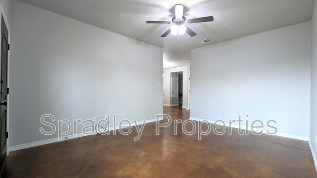 Foto del edificio - 202B Juniper Dr