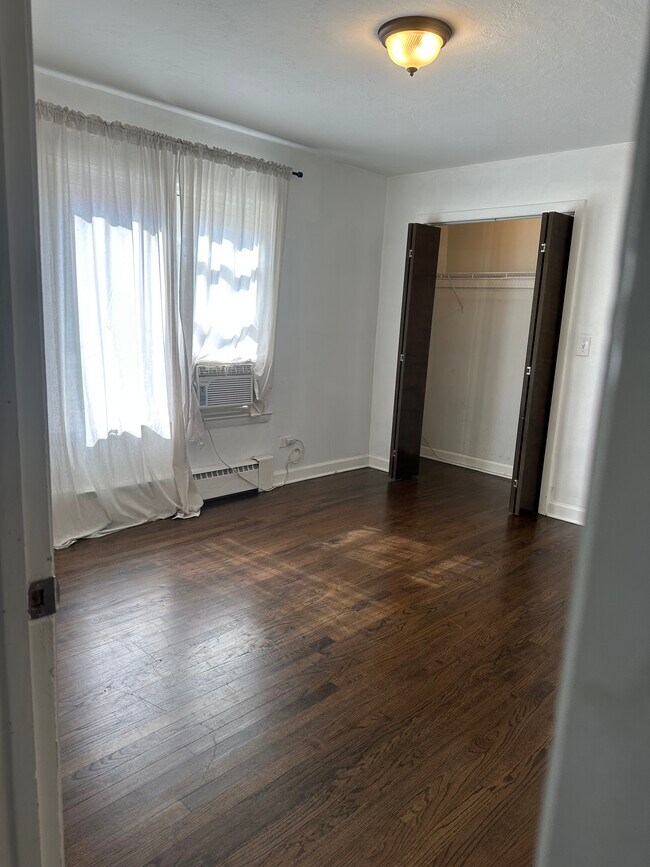 Foto del edificio - 7030 16th St