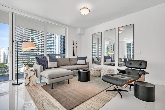 Building Photo - 1080 Brickell Ave