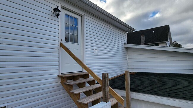 Foto del edificio - Modern, New Build, Move-In Ready One Bedroom Rental – All Utilities Included and Furnished!