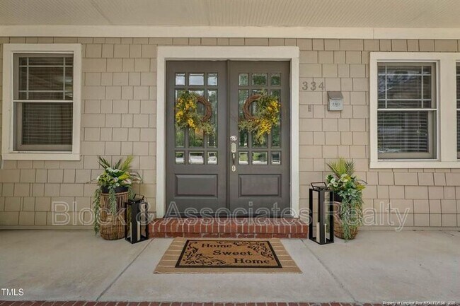 Foto del edificio - 706 Weavers Ridge Dr