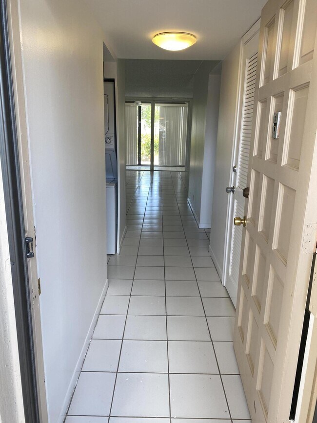 Building Photo - 4110 Tivoli Ct