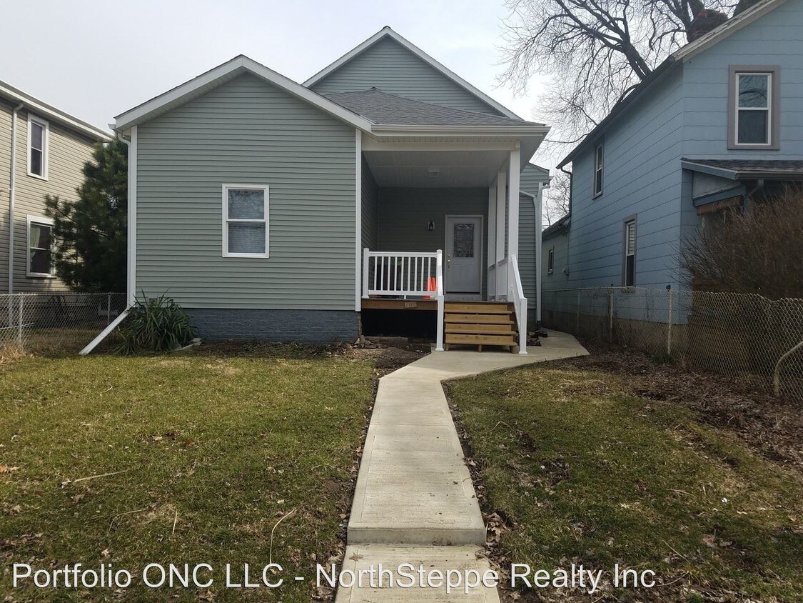 Primary Photo - 2640 Findley Ave