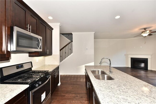 Building Photo - 5520 Lightheart Ct