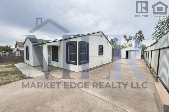 Foto del edificio - 2Bed/1Bath House at AZ-202/24th St! Ready for Immediate Move-In! -- NO HOA! RV PARKING!