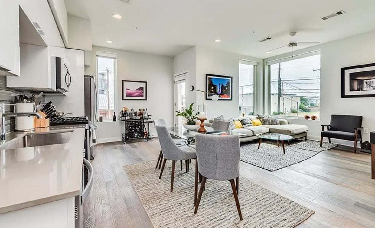 Living/Dining - 1800 E 4th St