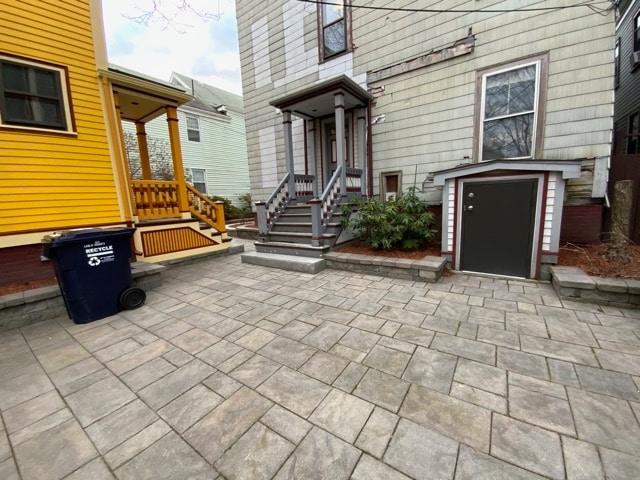 Building Photo - 147 Allston St