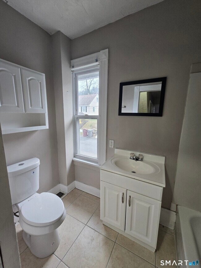 Foto del edificio - 77 Nixon Ave