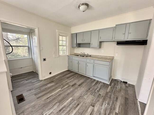 Foto del edificio - 2026 Lee Ct SW