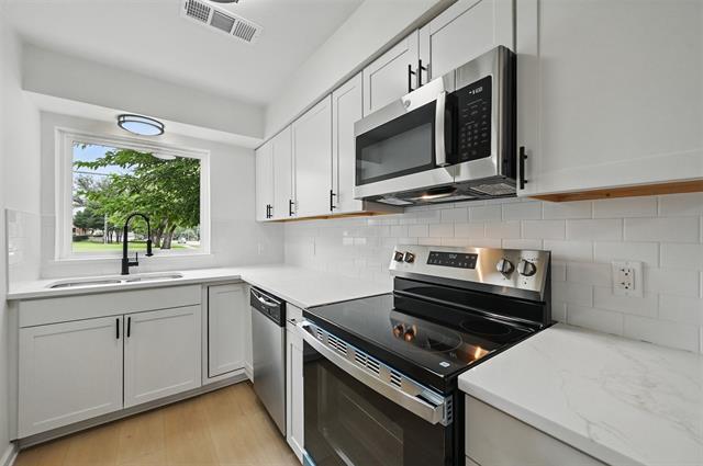 Foto del edificio - 818 Wildwood Ln