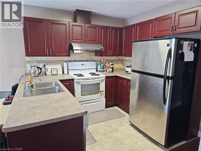 Building Photo - 619 Wild Ginger Ave