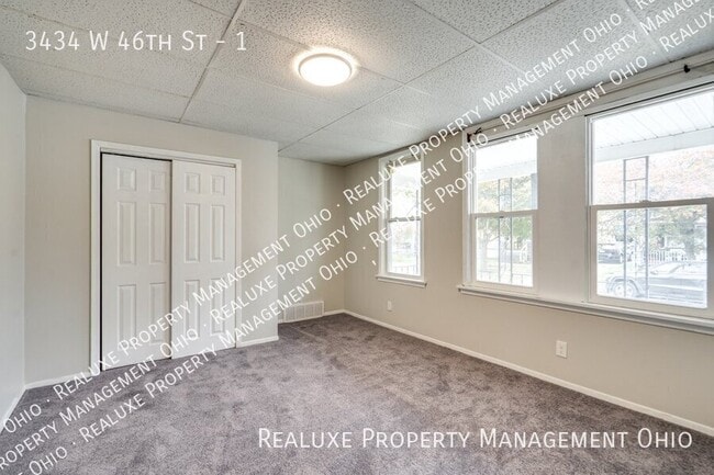 Foto del edificio - 3434 W 46th St