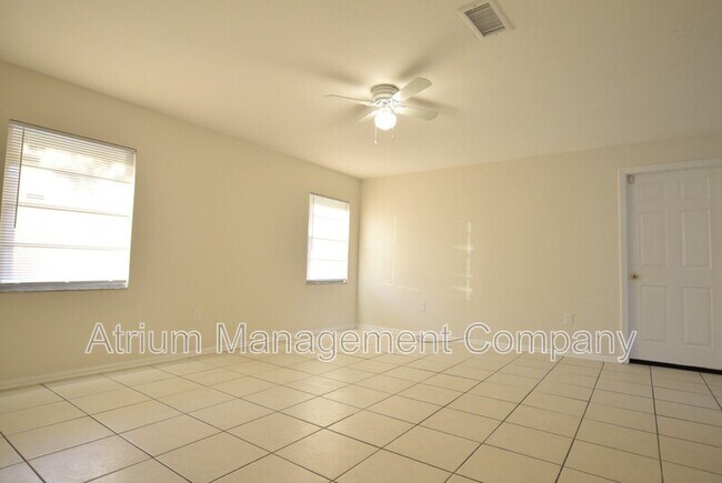 Building Photo - 405 Andes Ave