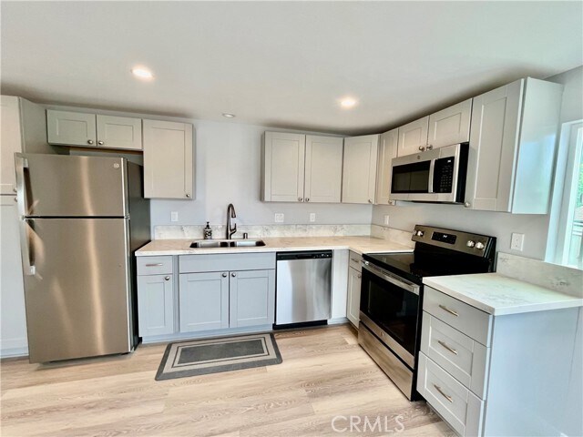 Building Photo - 1401 Crestridge Dr
