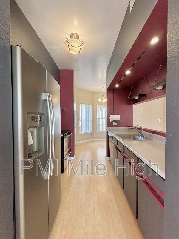 Foto del edificio - 4760 S Wadsworth Blvd