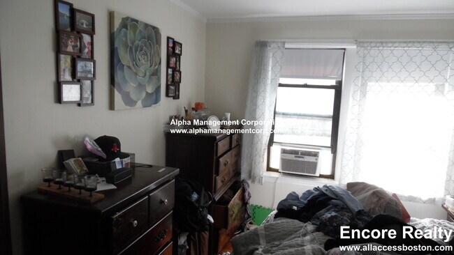 Foto del edificio - 349 Pleasant St