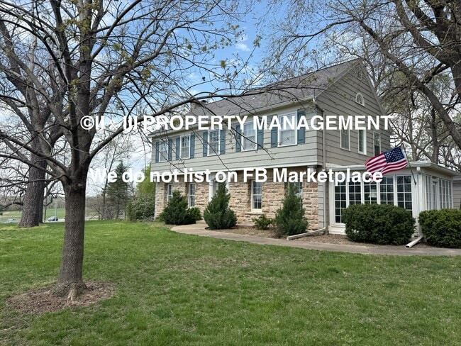 Foto del edificio - 1314 W Red Bridge Rd