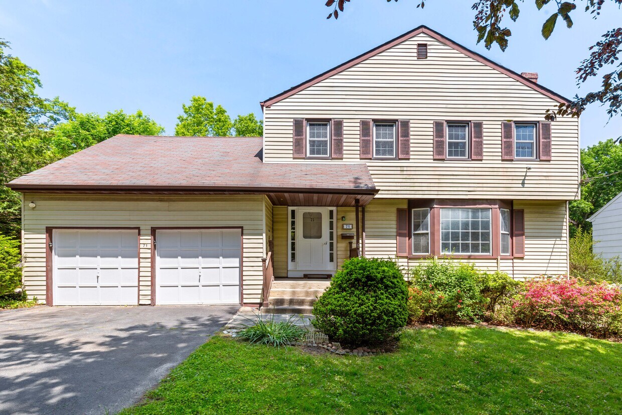 71 Oakland Beach Ave, Rye, NY 10580 House Rental in Rye, NY