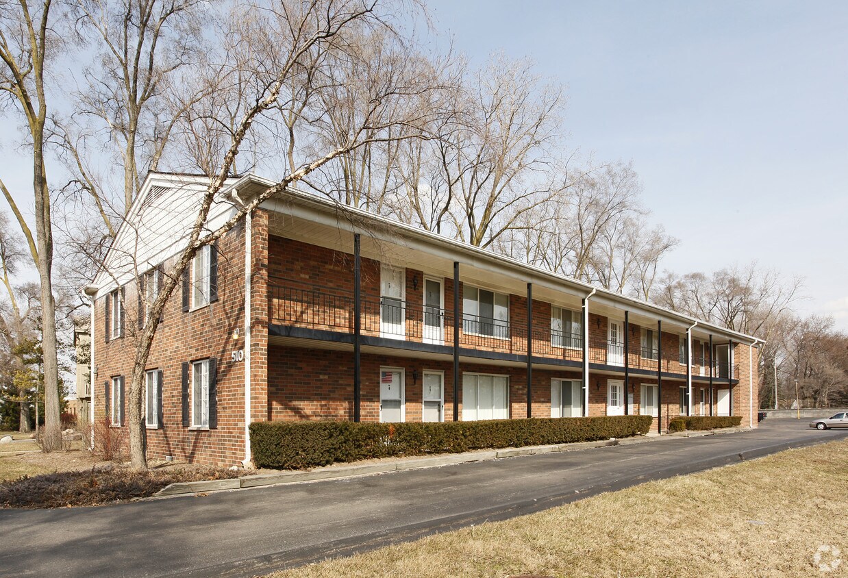 510 N Rochester Rd, Clawson, MI 48017 Apartments in Clawson, MI