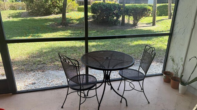 Building Photo - 1284 S Military Trail