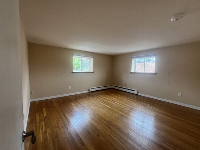 Building Photo - 121 Tremont St