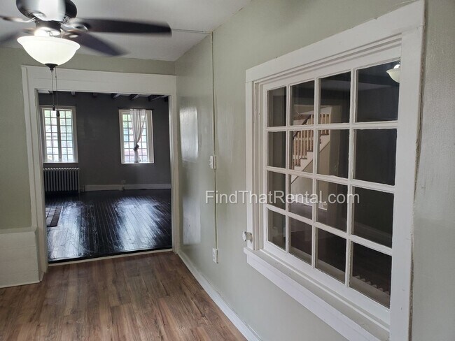 Building Photo - Spacious 1790s Gem in downtown Carlisle: Pet-Friendly, Fenced Yard, Laundry, Screened Porch, Near...