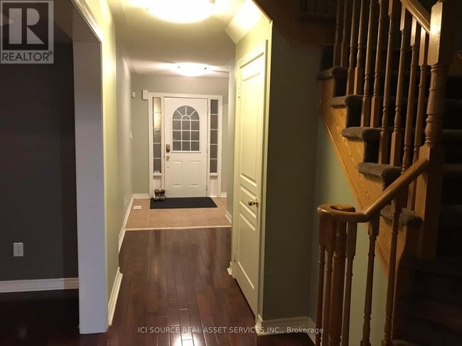 Building Photo - 42 Keywood St