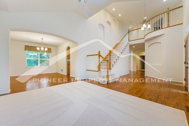 Building Photo - Large Home on Corner Lot with 3 Car Garage...
