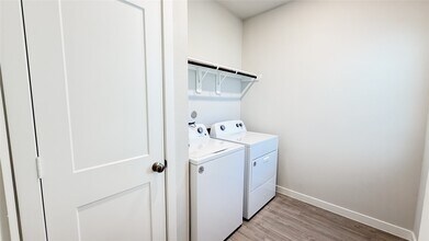 Building Photo - 16907 Pandora Wy