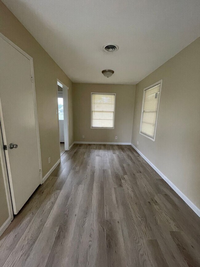 Foto del edificio - Home for rent!