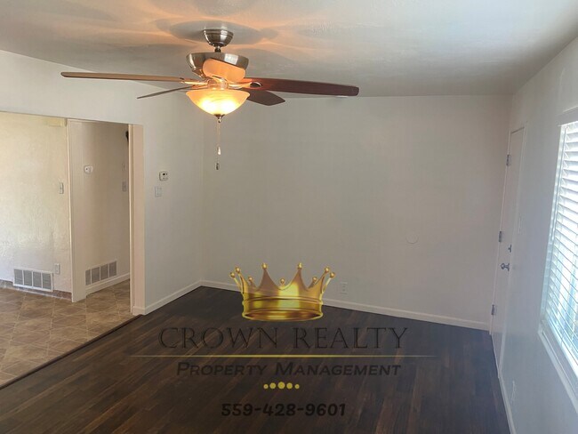 Foto del edificio - 886 Cardoza Dr