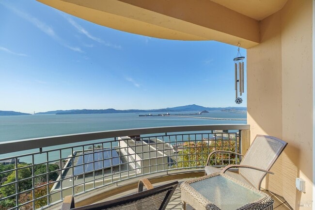 Building Photo - 245 Water St