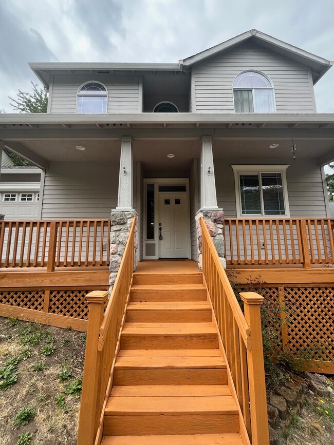 Building Photo - 7739 SW Carrollon Dr
