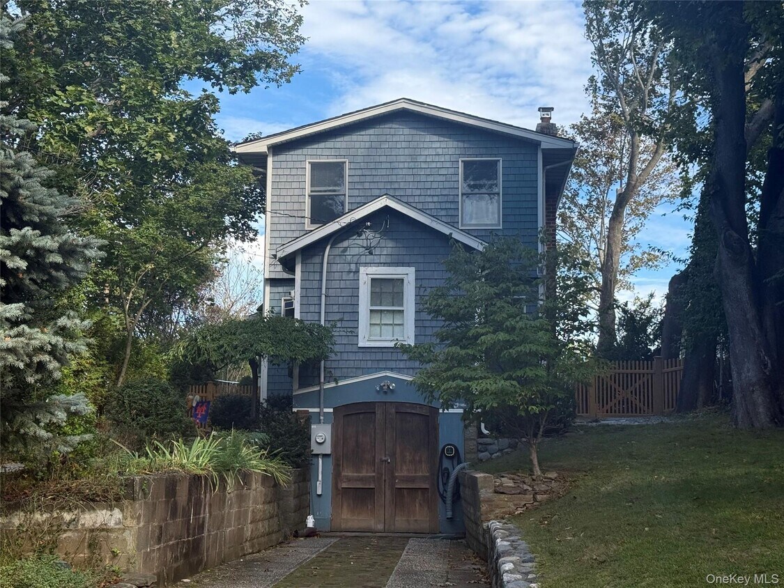 Foto principal - 107 Waterview Dr