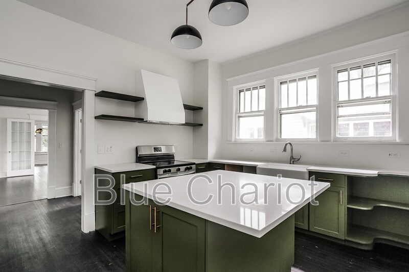 Foto principal - 2607 Chapel Hill Rd