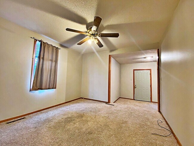 Building Photo - 2 br, 1 bath House - 1102 South 28th Street