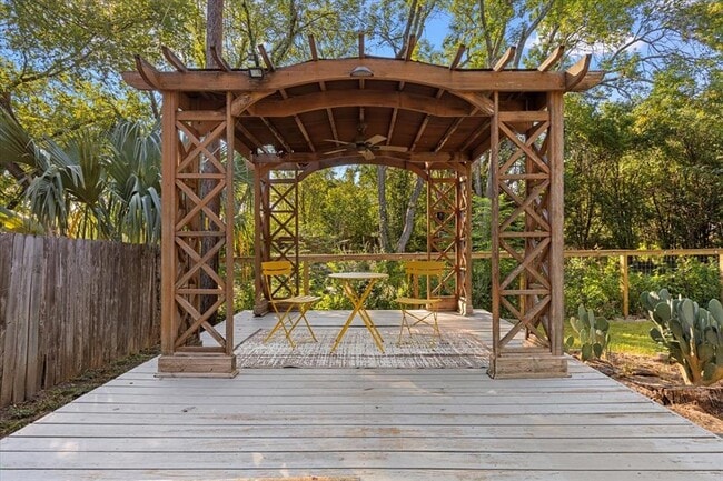 Building Photo - 5313 Harvest Ln