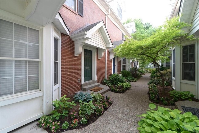 Building Photo - 7709 Gannon Ave