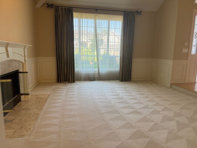 Foto del edificio - Exceptional 3 Bed, 2.5 bath in Sammamish w...