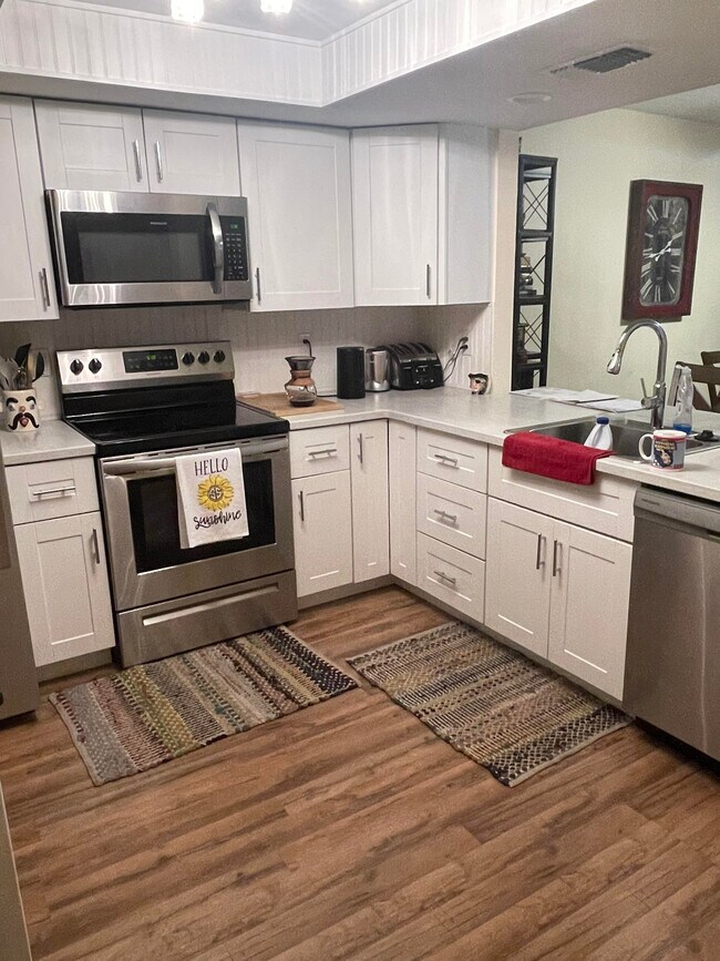 Foto del edificio - 870 Virginia St