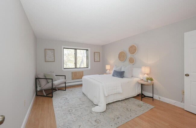 Foto del edificio - 19 Country Club Dr