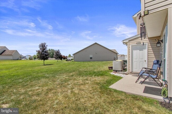 Building Photo - 3750 Mazeland Court
