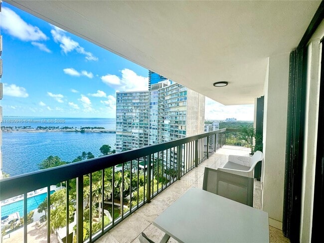 Building Photo - 2333 Brickell Ave