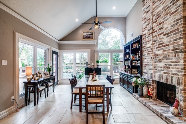 Foto del edificio - 7 Deer Lake Ct