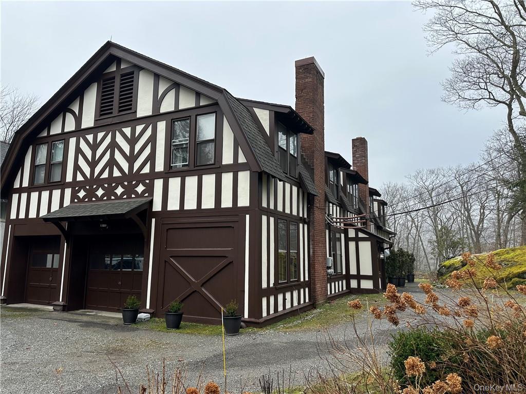 Primary Photo - 57 Crows Nest Rd