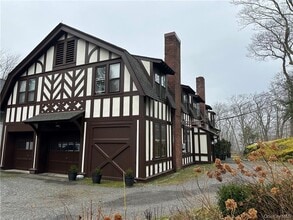 Building Photo - 57 Crows Nest Rd