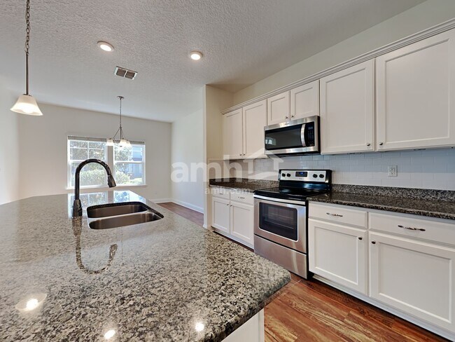 Building Photo - 730 Celebration Lane